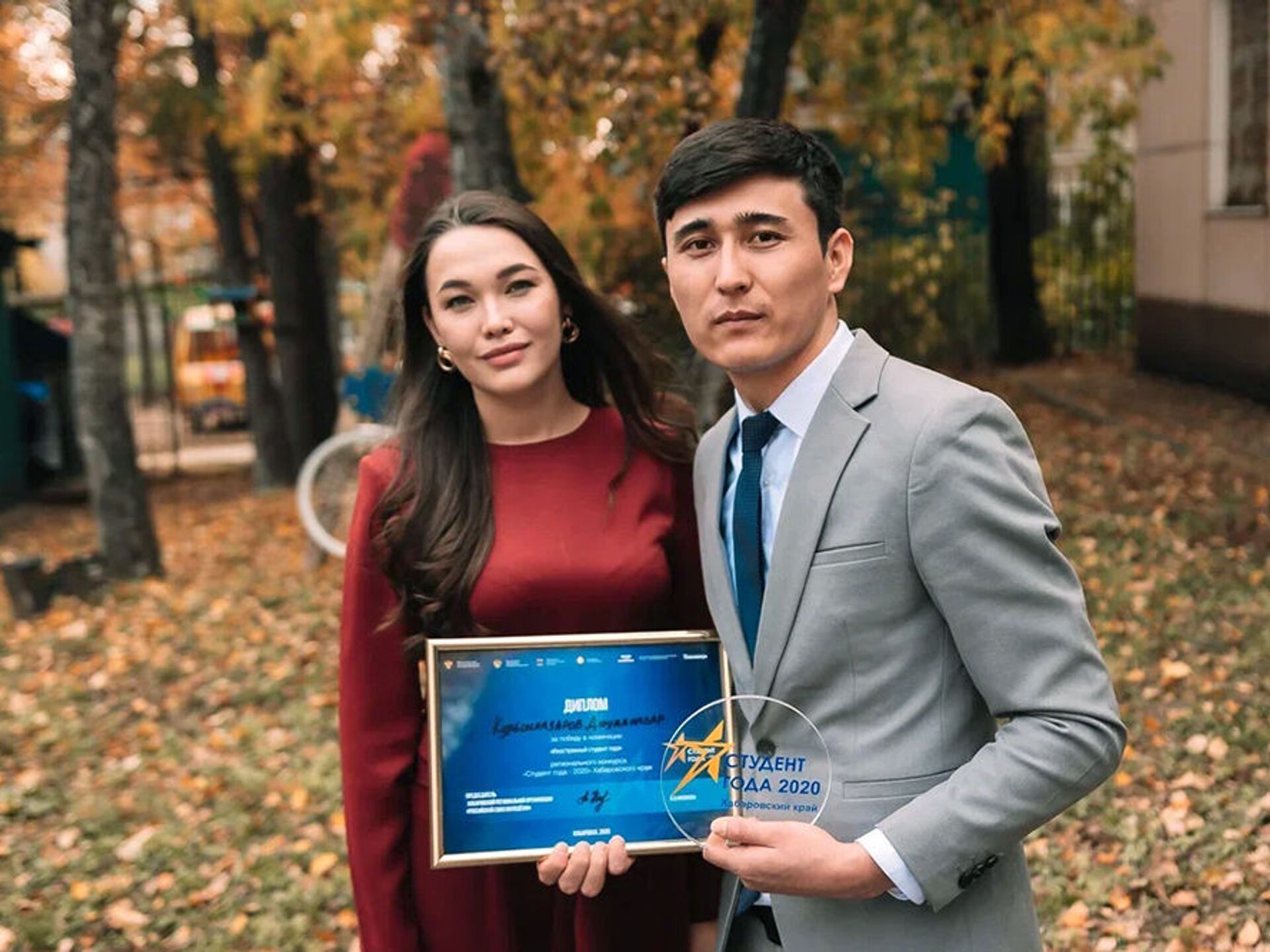 Таджикский 2020. Таджик 2020. Молодежь Таджикистана. Студенты Таджикистана. Студенты из Таджикистана в России.