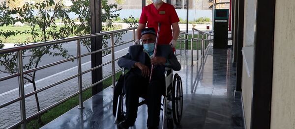 Российский военный госпиталь в Таджикистане начал прием ветеранов ВОВ - YouTube Российский военный госпиталь в Таджикистане начал прием ветеранов ВОВ - YouTube - Sputnik Таджикистан