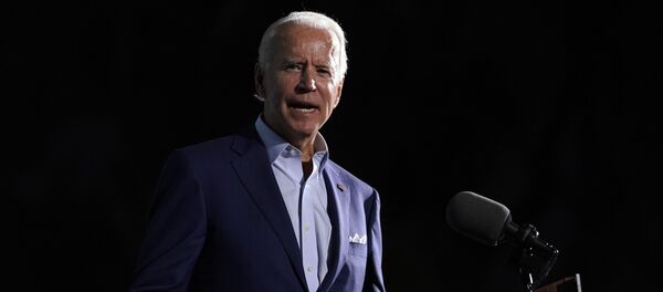 Кандидат в президенты от Демократической партии, бывший вице-президент Джо Байден Кандидат в президенты от Демократической партии, бывший вице-президент Джо Байден - Sputnik Таджикистан