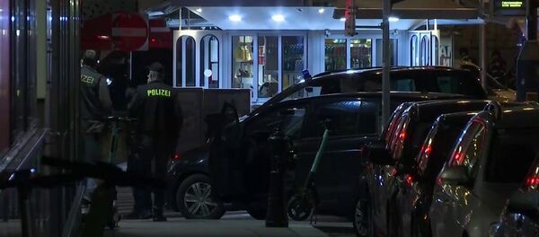 Прямая трансляция из Вены, где неизвестный открыл стрельбу — LIVE - YouTube - Sputnik Тоҷикистон