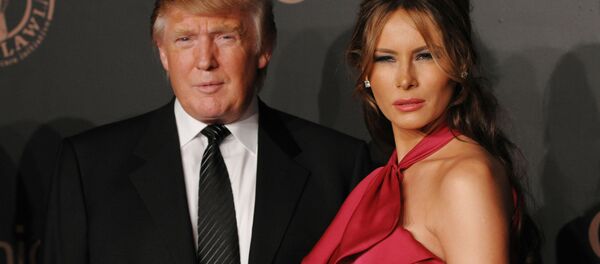 Дональд Трамп и его жена Мелания Трамп - Sputnik Тоҷикистон