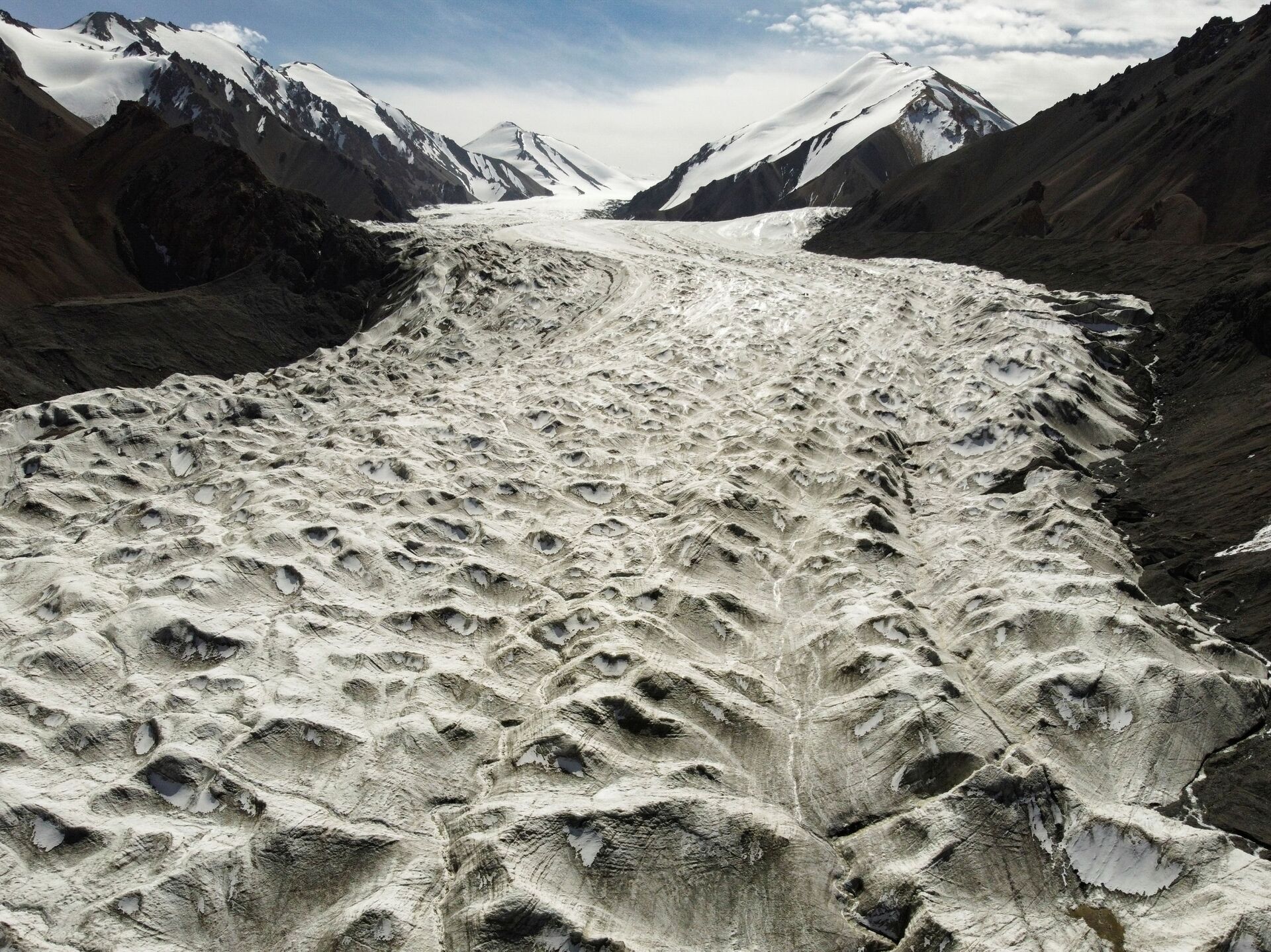 Таяние ледников в Таджикистане: что предпринимают власти