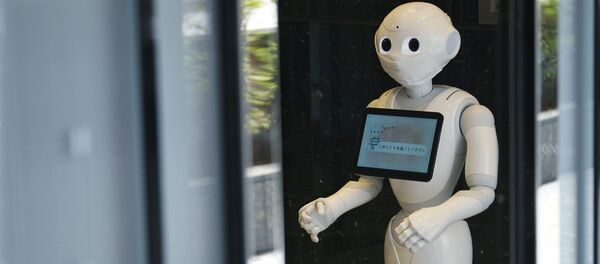 Робот у двери больницы для пациентов с коронавирусом. Архивное фото Робот у двери больницы для пациентов с коронавирусом. Архивное фото - Sputnik Тоҷикистон