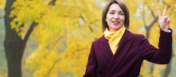 Кандидат в президенты, экс-премьер, лидер партии Действие и солидарность Майя Санду - Sputnik Тоҷикистон