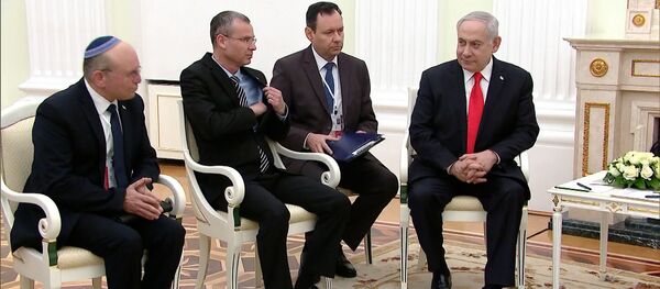 Спутник V: Израиль планирует закупать российскую вакцину от коронавируса - YouTube Спутник V: Израиль планирует закупать российскую вакцину от коронавируса - YouTube - Sputnik Таджикистан