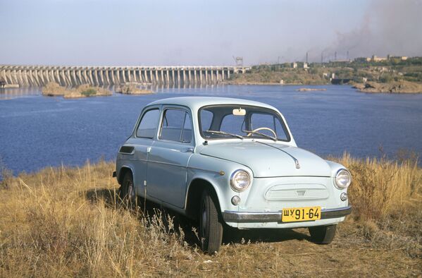 Автомобиль Запорожец - Sputnik Таджикистан