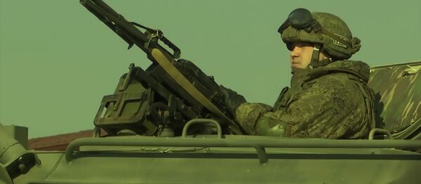 Зери назорати Русия: Чигуна Қарабоғи Кӯҳӣ ба зиндагии орому осуда бармегардад - YouTube - Sputnik Тоҷикистон