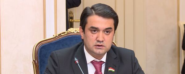 Председатель Совета Федерации РФ Валентина Матвиенко и глава палаты парламента Таджикистана Рустам Эмомали - Sputnik Тоҷикистон