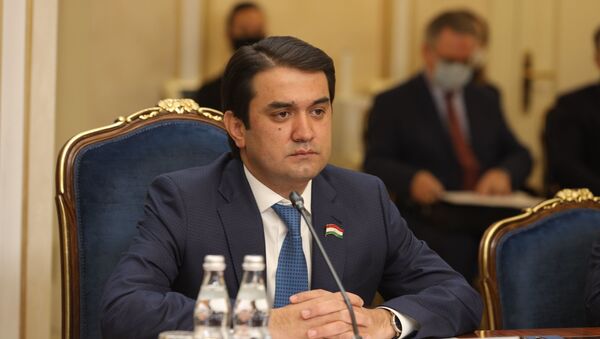 Глава парламента Таджикистана Рустам Эмомали - Sputnik Тоҷикистон