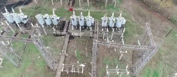 Восстановление электроснабжения в Степанакерте - YouTube - Sputnik Таджикистан