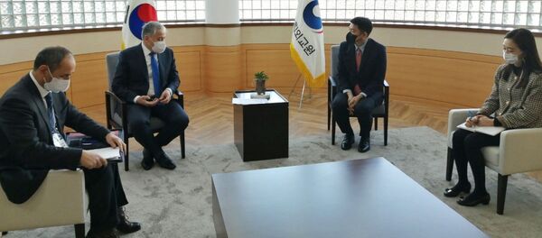 Встреча Министра иностранных дел Республики Таджикистан с Главой Национальной дипломатической академией Кореи Встреча Министра иностранных дел Республики Таджикистан с Главой Национальной дипломатической академией Кореи - Sputnik Таджикистан