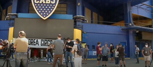 LIVE_СПУТНИК: Аргентинцы скорбят о смерти Диего Марадоны - Sputnik Тоҷикистон