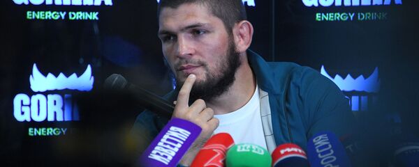 Пресс-конференция чемпиона UFC Х. Нурмагомедова  - Sputnik Тоҷикистон