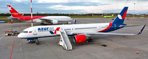 Самолет авиакомпании Azur Air - Sputnik Тоҷикистон