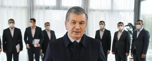 Шавкат Мирзиёев посетил прядильное предприятие в Шахрисабзе - фото - Sputnik Тоҷикистон