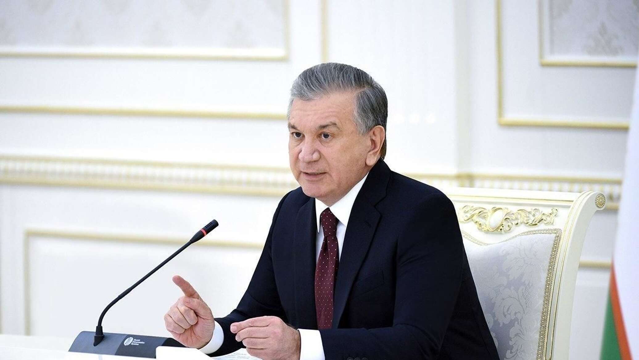 Sh mirziyoyev. Шавхат моромоновичь мерзиëеа.