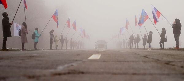 Сотый гуманитарный конвой из России прибыл в Донбасс - Sputnik Таджикистан