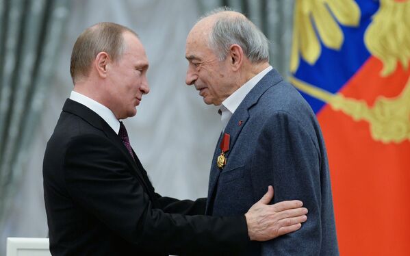 Вручение государственных наград президентом РФ В. Путиным в Кремле - Sputnik Таджикистан