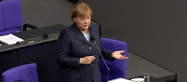 Меркель рассказала, какими хочет видеть отношения с Россией - YouTube - Sputnik Таджикистан