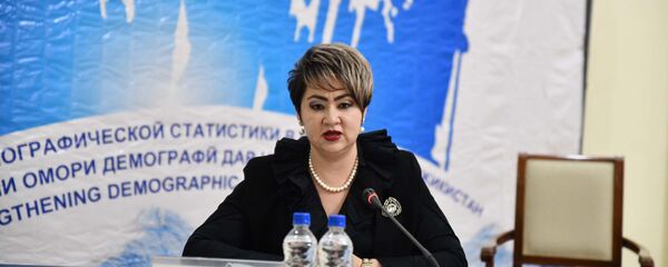 Заместитель министра труда, миграции и занятости населения Таджикистана Шахноза Нодири Заместитель министра труда, миграции и занятости населения Таджикистана Шахноза Нодири - Sputnik Таджикистан