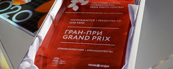 Церемония объявления победителей VI Международного конкурса фотожурналистики имени Андрея Стенина 2020 года - Sputnik Тоҷикистон