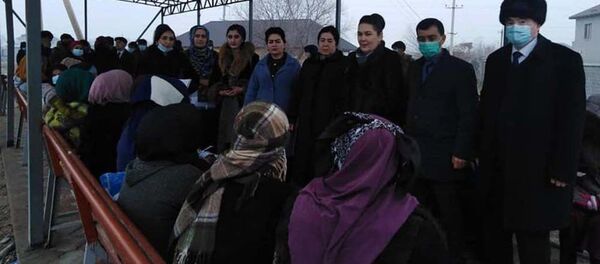 Вазорати меҳнат дар мардикорбозори Бохтар ҷойҳои кории холӣ ташкил кард - Sputnik Тоҷикистон