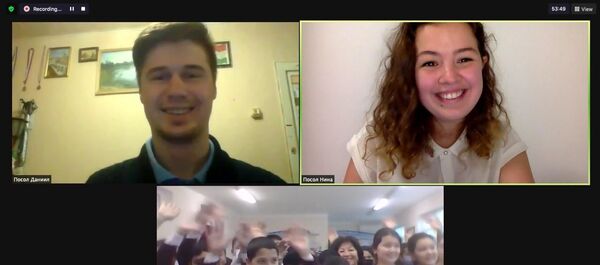 Занятие с послами русского языка Занятие с послами русского языка - Sputnik Таджикистан