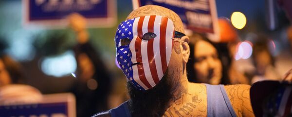 Сторонники президента Дональда Трампа протестуют против результатов выборов, Лас-Вегас - Sputnik Таджикистан