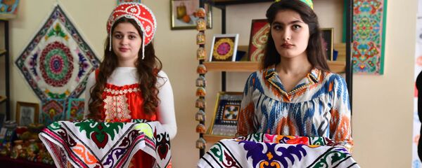 Первый Русский культурно-просветительский центр соотечественников открылся в Таджикистане - Sputnik Тоҷикистон