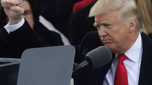 Президент США Дональд Трамп на церемонии инаугурации в Вашингтоне - Sputnik Таджикистан