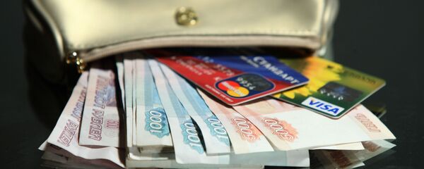 Купюры разного номинала и разной валюты. Рубли и евро. Купюры разного номинала и разной валюты. Рубли и евро. - Sputnik Таджикистан