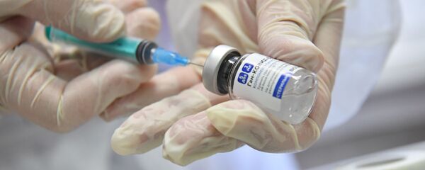 Вакцинация от COVID-19 в Москве Вакцинация от COVID-19 в Москве - Sputnik Тоҷикистон