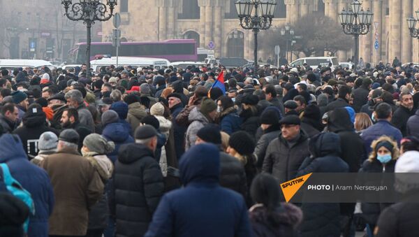 Митинг оппозиции на площади Республики (28 января 2021). Еревaн - Sputnik Таджикистан