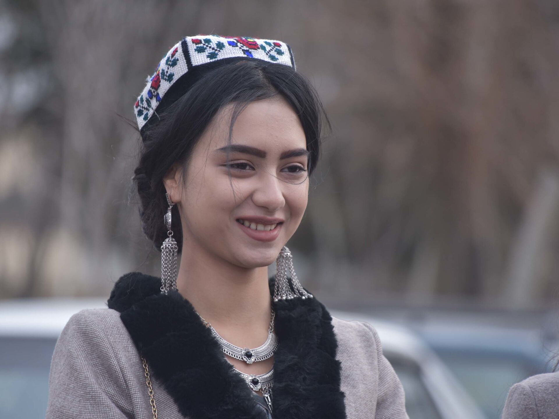 Включи таджик. Амир Исаев Таджикистан. Душанбе 2021. Женщины Таджикистана. Жители Таджикистана.