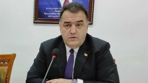 Министр энергетики и водных ресурсов Таджикистана Далер Джума, - Sputnik Таджикистан