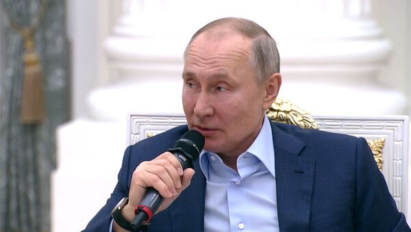Москва живет: Путин поделился реакцией коллеги из Европы - Sputnik Тоҷикистон