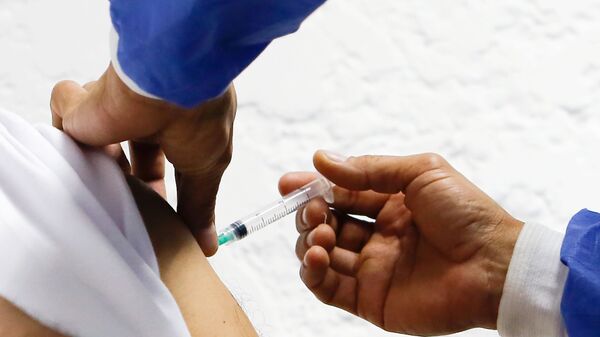 Вакцинация от российской вакцины Спутник V - Sputnik Таджикистан