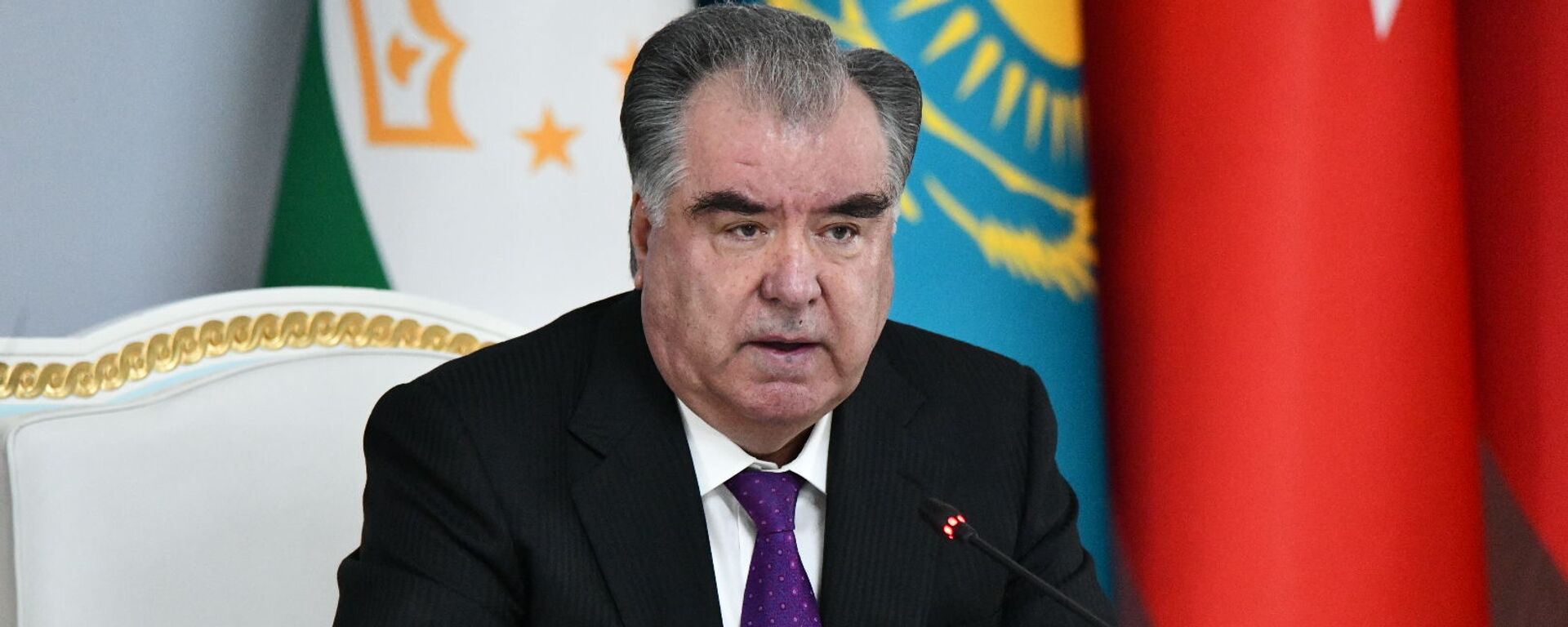 Президент Республики Таджикистан Эмомали Рахмон - Sputnik Тоҷикистон, 1920, 10.04.2021