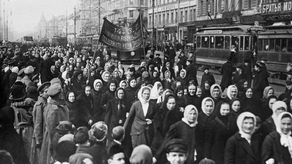 Демонстрация женщин, архивное фото - Sputnik Таджикистан