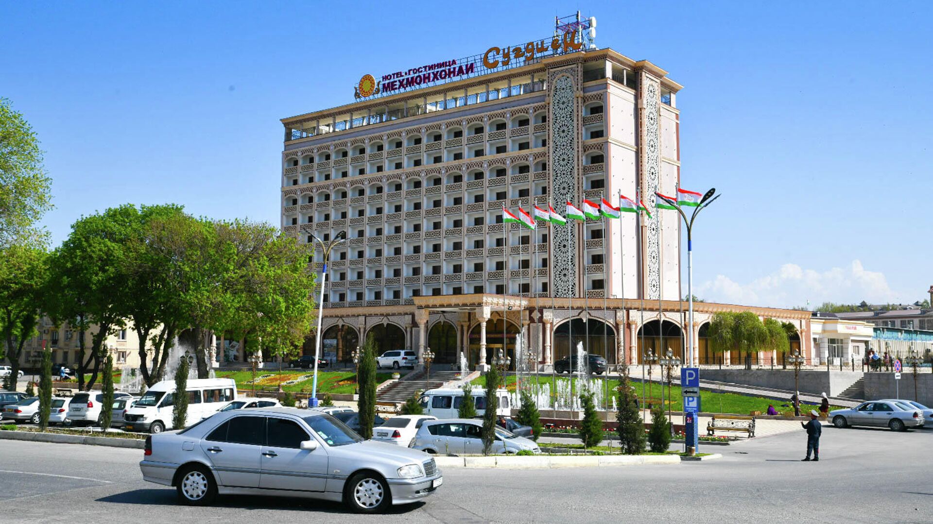 Гостиница Сугдиен в городе  Худжанд - Sputnik Таджикистан, 1920, 10.02.2022