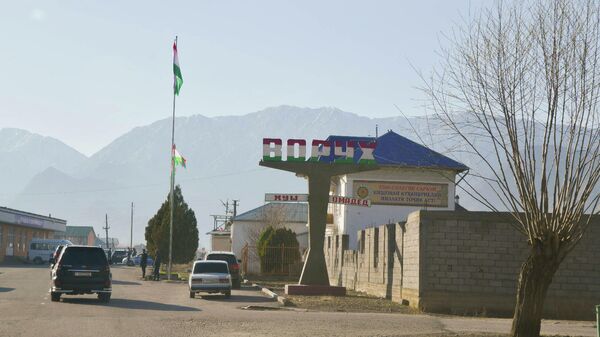 Въезд в Ворух, архивное фото - Sputnik Таджикистан