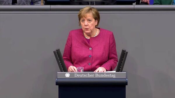 Меркель освистали на презентации закона, ужесточающего локдаун в ФРГ - Sputnik Таджикистан