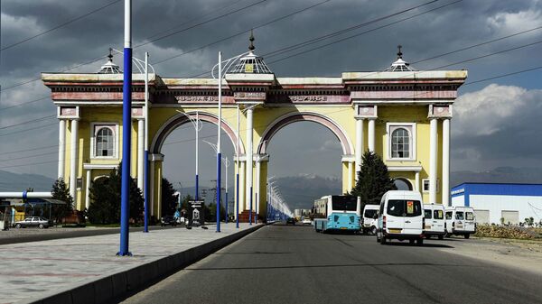 Ворота в Душанбе с южной стороны г. Бохтар - Sputnik Тоҷикистон