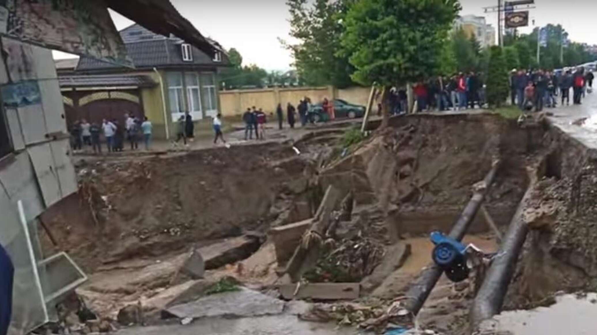 Сели видео. Сел дар Кулоб 2021. Селевые потоки в Таджикистане. Стихийные бедствия в Таджикистане. Душанбе сель.