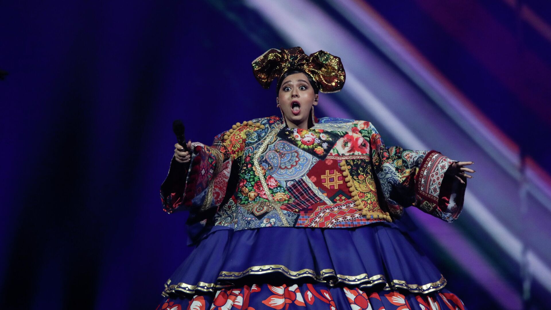 Россиянка Манижа выступает во время первого полуфинала 65-го конкурса Евровидение-2021 - Sputnik Таджикистан, 1920, 19.05.2021