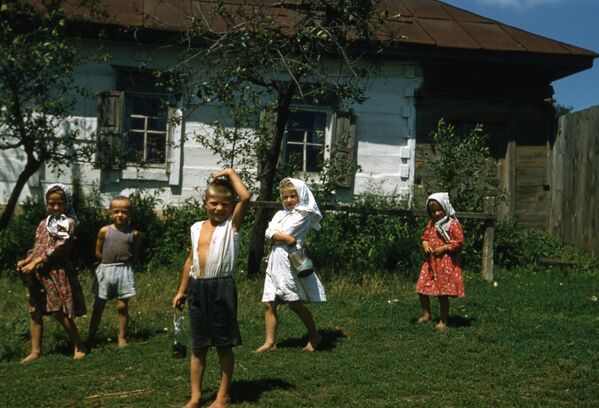 Деревенские дети, 1958 год - Sputnik Таджикистан
