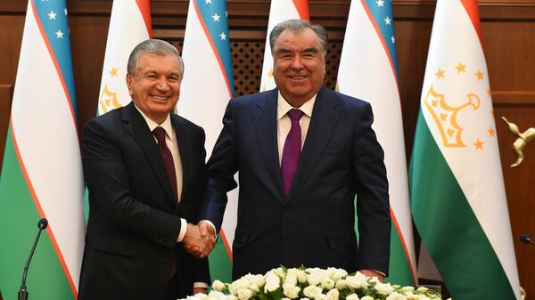 Президент Узбекистана Шавкат Мирзиеев и президент Таджикистана Эмомали Рахмон - Sputnik Таджикистан
