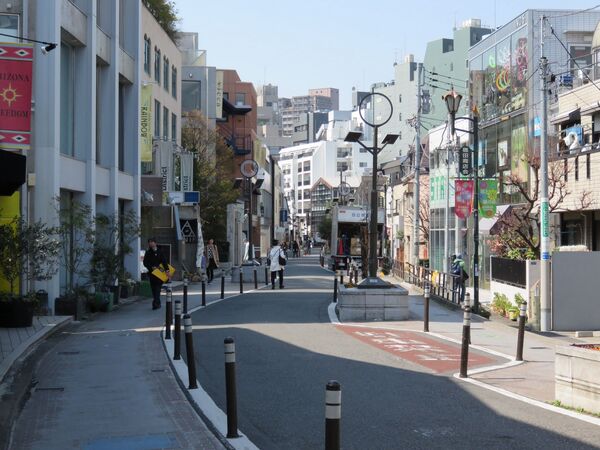 Улица Cat Street в Токио, Япония - Sputnik Тоҷикистон