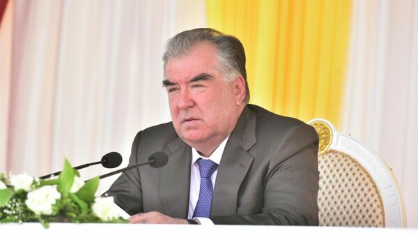 Президент Таджикистана Эмомали Рахмона - Sputnik Таджикистан