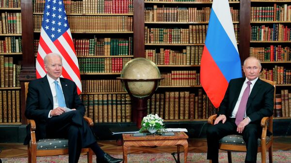 Встреча президентов России и США В. Путина и Дж. Байдена в Женеве - Sputnik Тоҷикистон